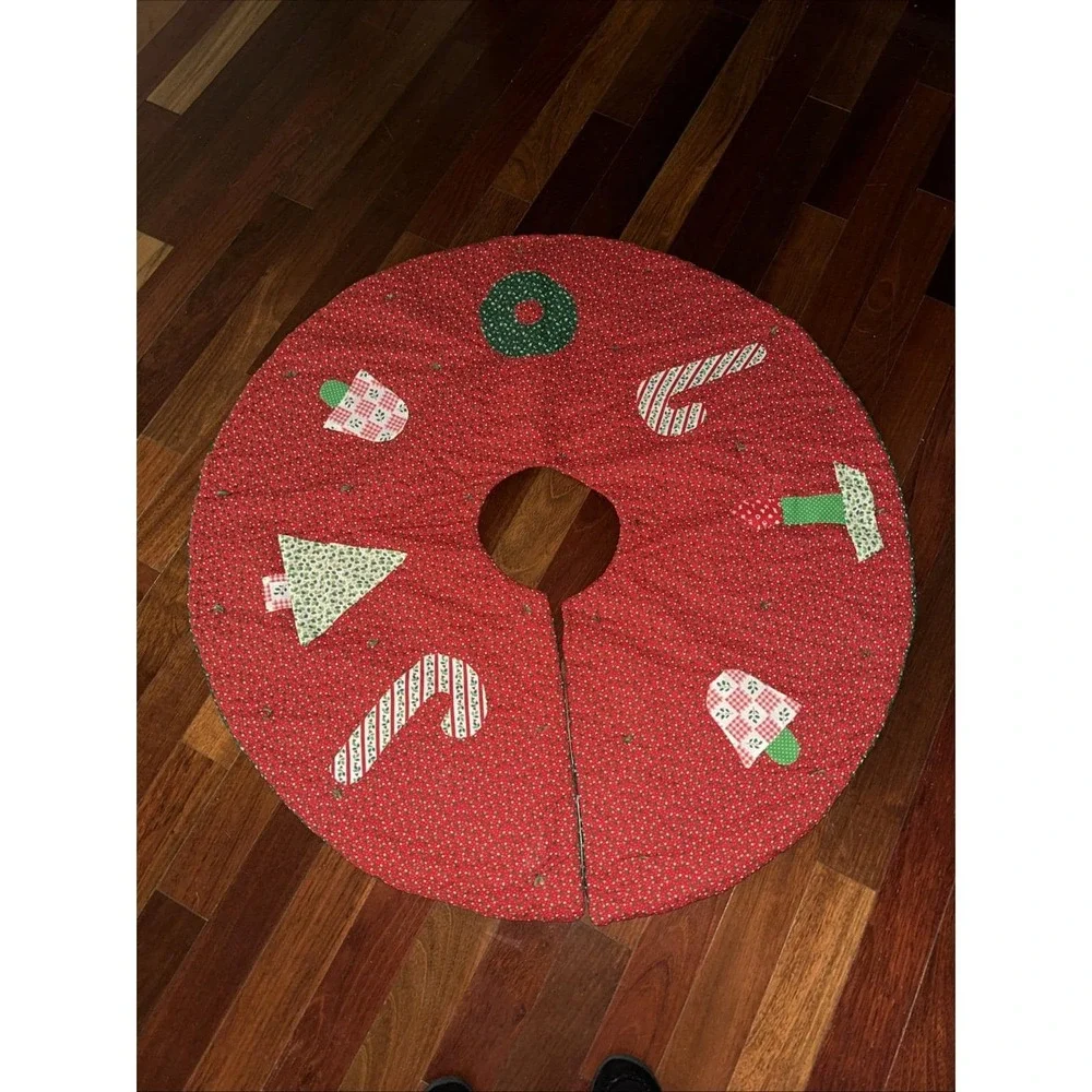 Vintage Quilted Tree Skirt